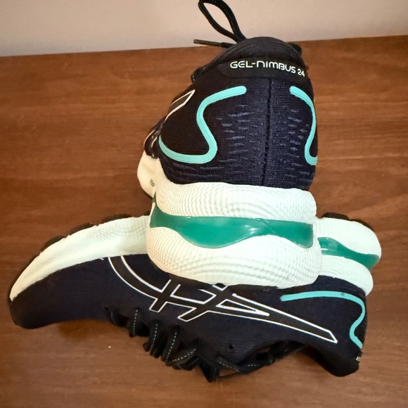 ASICS Women's Gel-Nimbus 24 Athletic Running Shoe Navy/Teal - Size 7 - Picture 3 of 6
